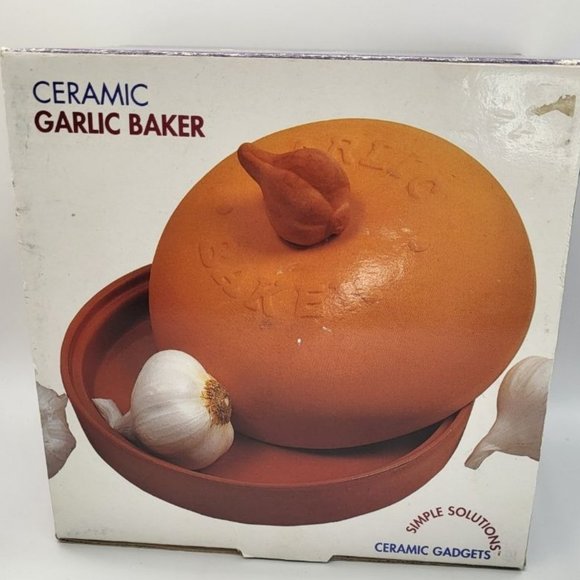 Kitchen Terra Cotta Garlic Bulb 7 Baker Dish And Cover Poshmark